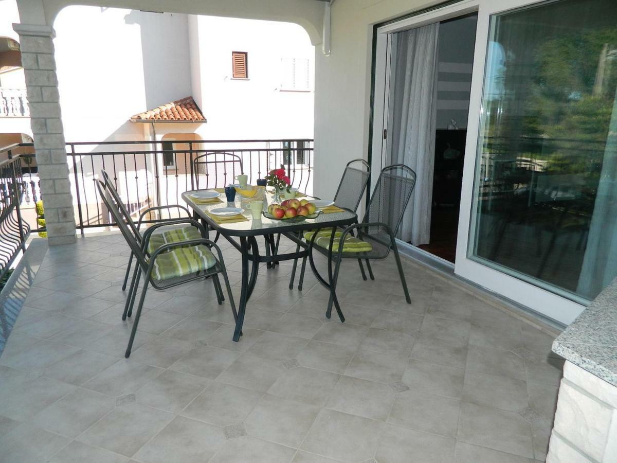 Chiara Apartment Kirmenjak Kültér fotó
