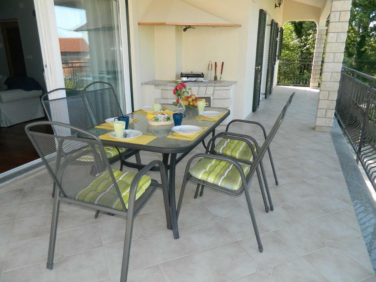 Chiara Apartment Kirmenjak Kültér fotó